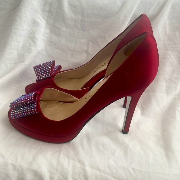 E! Live from the Red Carpet - Picture 2 of 4